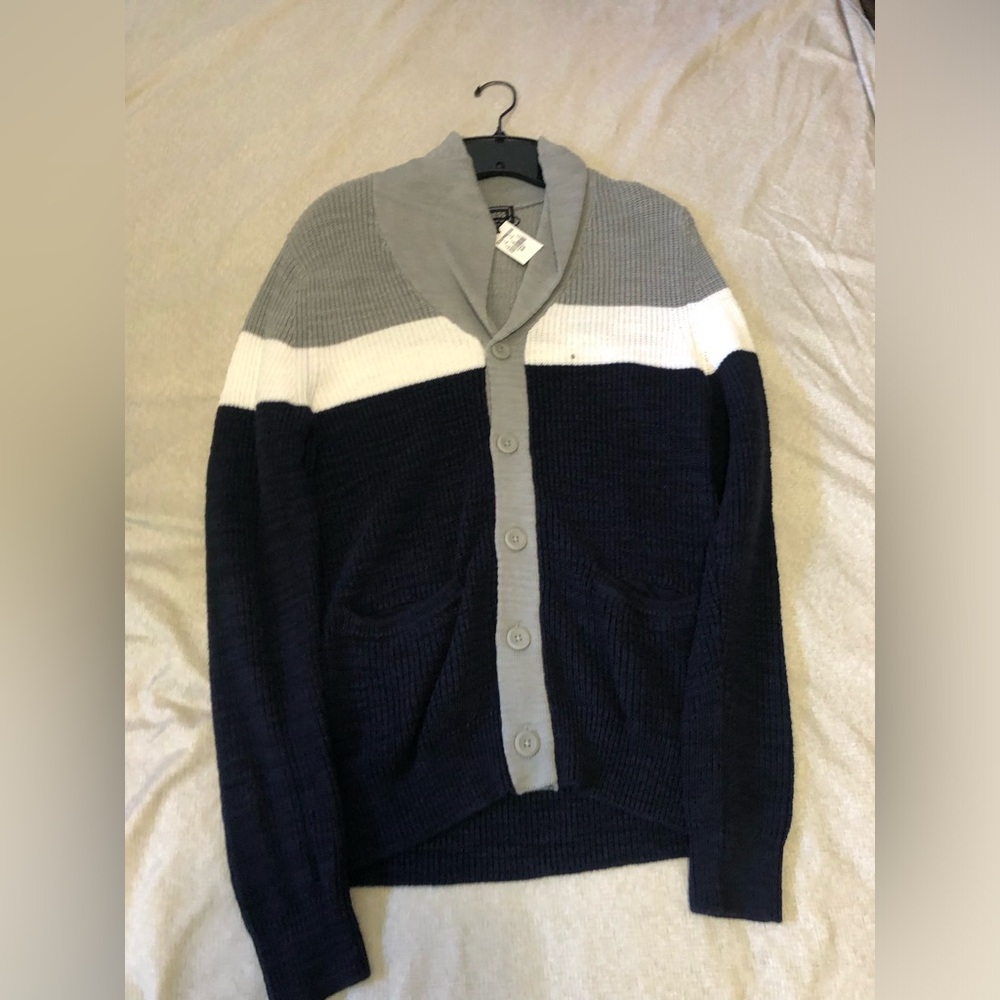 Express Men’s new cardigan size S/P